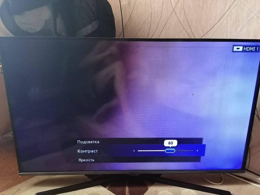 Тусклое изображение на телевизоре TCL