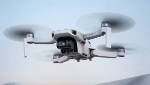 Представлен новый DJI Mini 4K, дрон способный летать более получаса и передавать изображение на расстояние до 10 км, стоимостью $200
