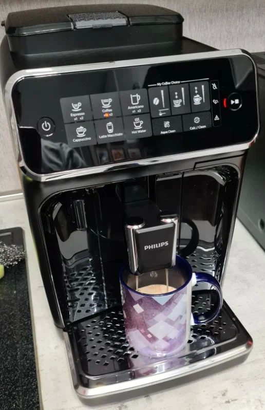Не варит кофе кофемашина Philips EP3241 Series 3200 LatteGo