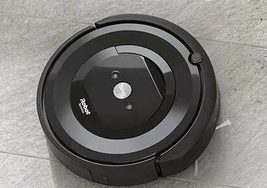 Сразу возвращается на базу робот-пылесос iRobot Roomba e5